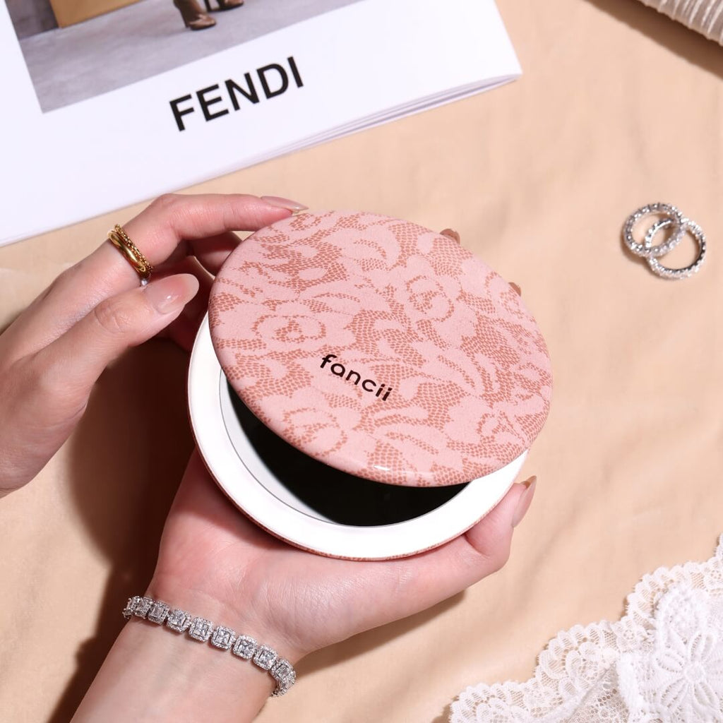Taylor LED Compact Mirror